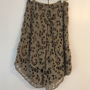 Lace Carven skirt